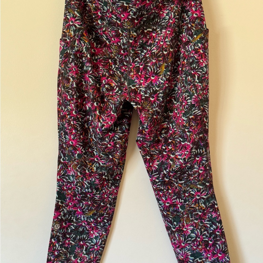 Lululemon Base Pace Floral Print Leggings sz 12